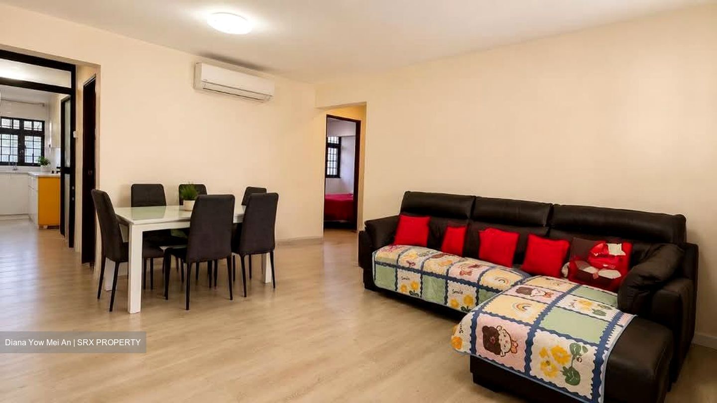 Blk 309 Serangoon Avenue 2 (Serangoon), HDB 4 Rooms #578728871